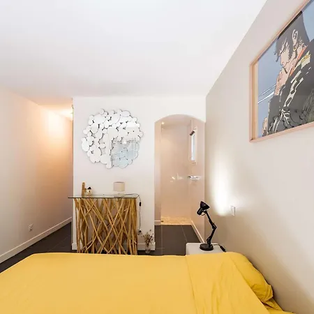 Familiale Avec Piscine 10 Pers *