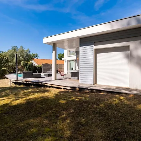 Villa Familiale Avec Piscine 10 Pers Biscarrosse