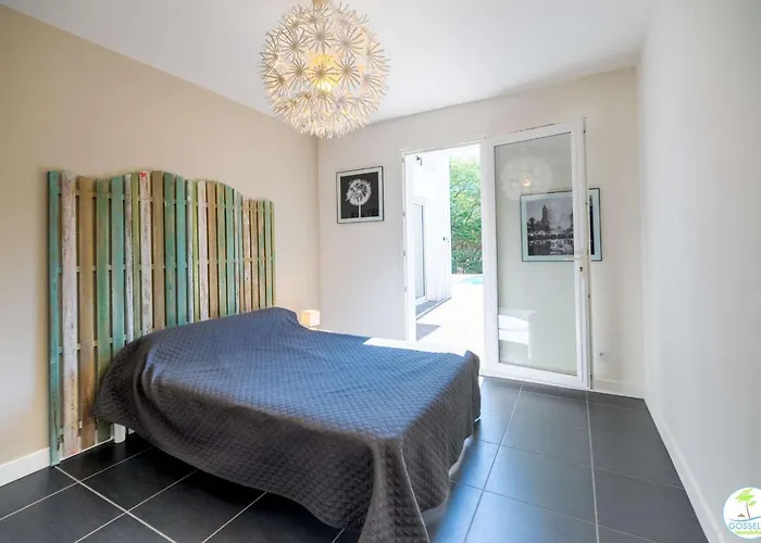 빌라 Familiale Avec Piscine 10 Pers 비스카로세