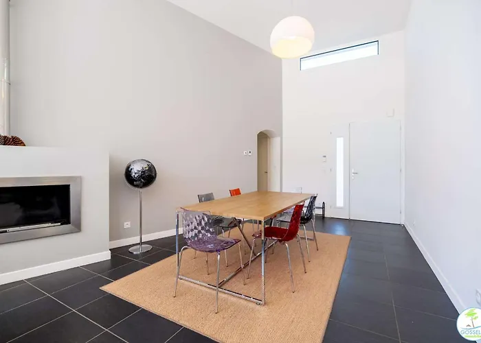 Familiale Avec Piscine 10 Pers 빌라