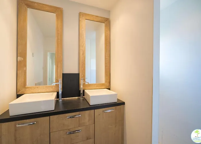 Familiale Avec Piscine 10 Pers