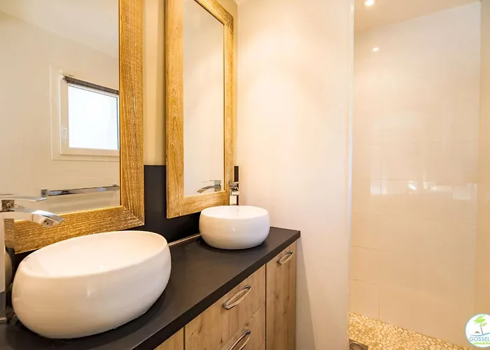 빌라 Familiale Avec Piscine 10 Pers 비스카로세