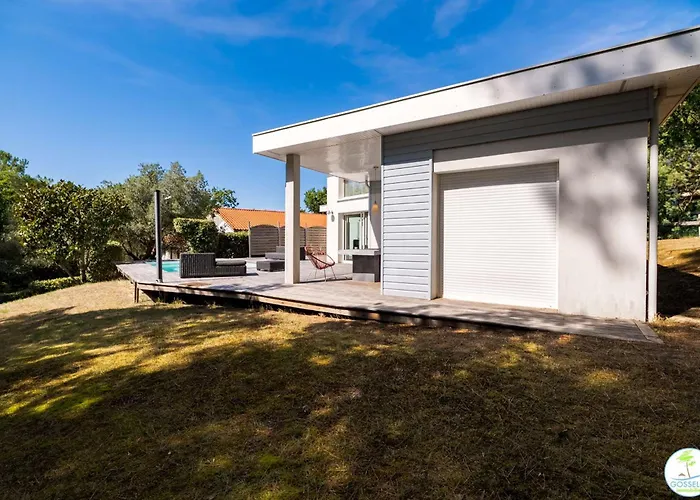 빌라 Familiale Avec Piscine 10 Pers 비스카로세